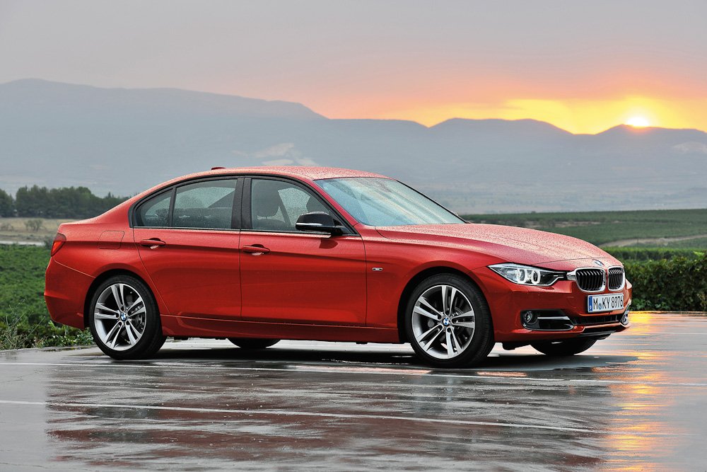 2012-bmw-3-series-vid-sboku.jpeg