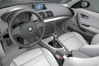 Салон автомобиля BMW 1 серии