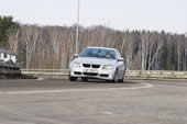    BMW 3  E90