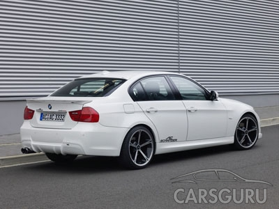 bmw_3_carsguru.jpg